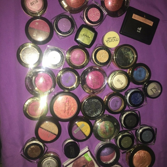Eye shadow